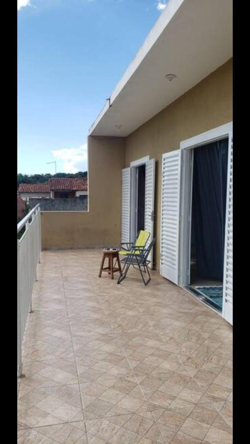 Quarto casal- Ipê Brotas Exterior foto